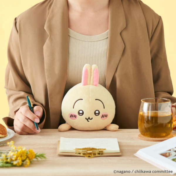 吉伊卡哇 調整坐姿靠桌娃娃系列