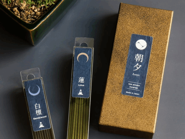 ‹日本線香品牌 ¦ 朝夕› 低煙線香系列 - 蓮花 & 白檀 40G
