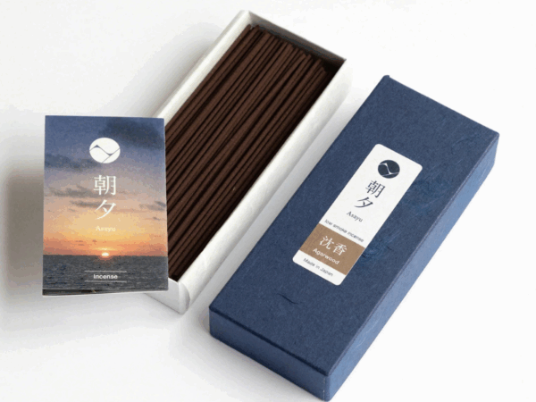 ‹日本線香品牌 ¦ 朝夕› 低煙線香系列 - 沉香 40G