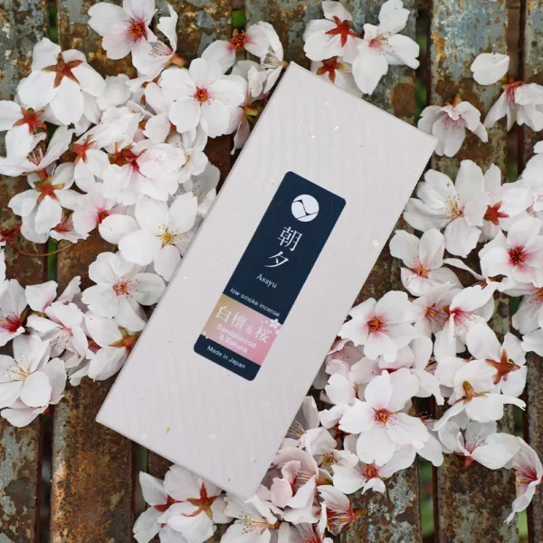 ‹日本線香品牌 ¦ 朝夕› 低煙線香系列 - 櫻花&白檀 40G